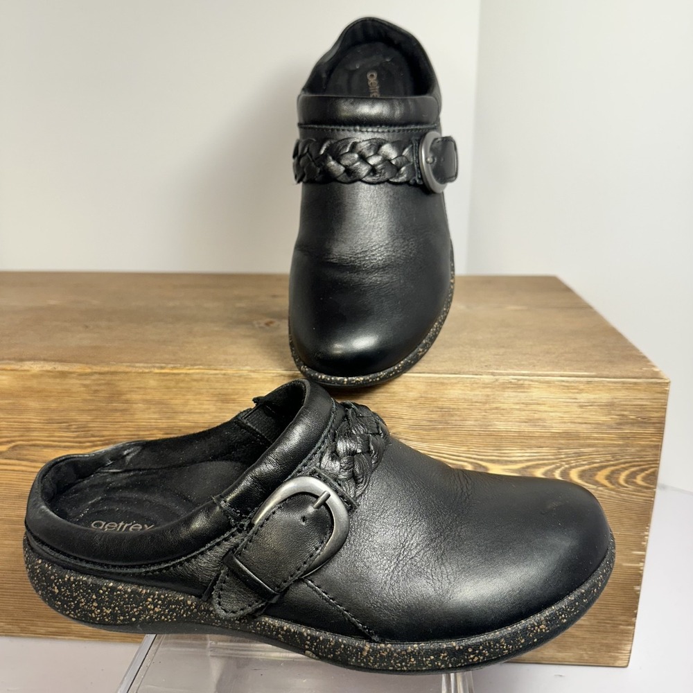 Aetrex Libby Black Leather Clog Mules Womens 7 Braided Stap Buckle Comfort Shoe